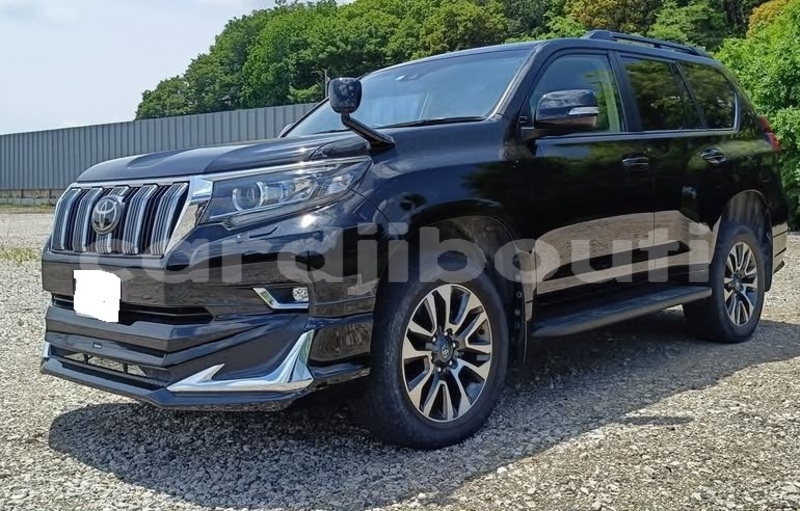 Big with watermark toyota land cruiser prado east africa djibouti city 4646