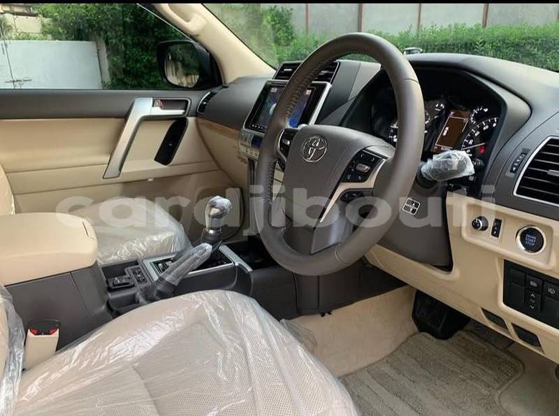 Big with watermark toyota land cruiser prado east africa djibouti city 4646
