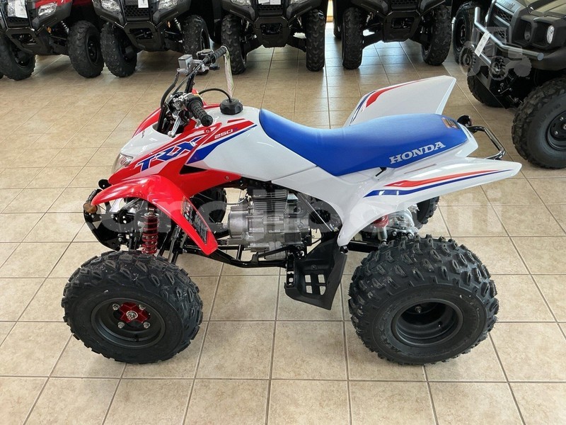 Big with watermark honda trx east africa djibouti city 4649