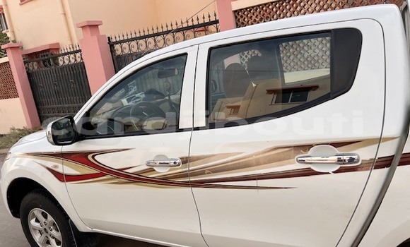 Acheter Occasion Voiture Mitsubishi L200 Blanc à Djibouti, Djibouti Region