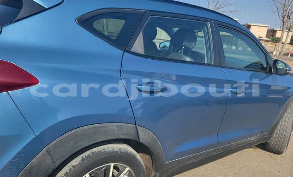Acheter Occasion Voiture Hyundai Tucson Bleu à Djibouti city, East africa Acheter Occasion Voiture Hyundai Tucson Bleu à Djibouti city, East africa