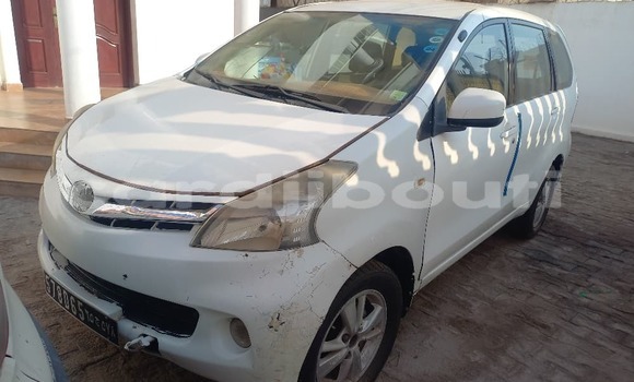 Acheter Occasion Voiture Toyota Avanza Blanc à Djibouti, Djibouti Region Acheter Occasion Voiture Toyota Avanza Blanc à Djibouti, Djibouti Region