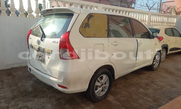 Acheter Occasion Voiture Toyota Avanza Blanc à Djibouti, Djibouti Region Acheter Occasion Voiture Toyota Avanza Blanc à Djibouti, Djibouti Region