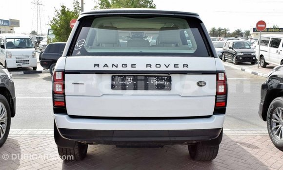 Buy Import Land Rover Range Rover White Car in Import - Dubai in Ali Sabieh Region Buy Import Land Rover Range Rover White Car in Import - Dubai in Ali Sabieh Region