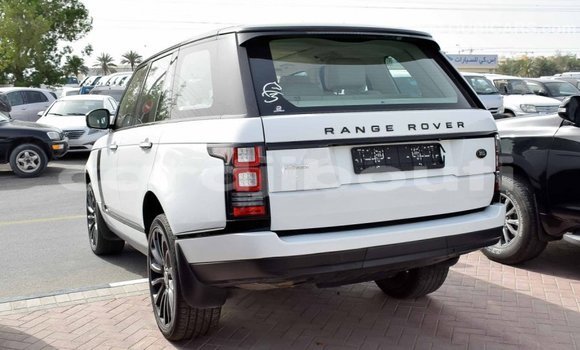 Buy Import Land Rover Range Rover White Car in Import - Dubai in Ali Sabieh Region Buy Import Land Rover Range Rover White Car in Import - Dubai in Ali Sabieh Region