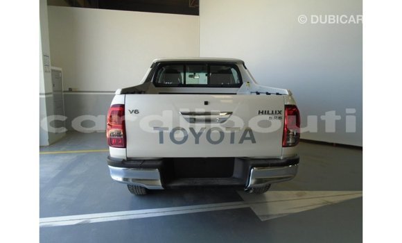 Acheter Import Voiture Toyota Hilux Autre à Import - Dubai, Ali Sabieh Region Acheter Import Voiture Toyota Hilux Autre à Import - Dubai, Ali Sabieh Region