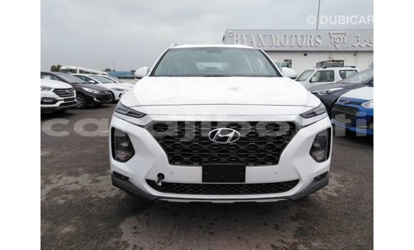Buy Import Hyundai Santa Fe White Car in Import - Dubai in Ali Sabieh Region Buy Import Hyundai Santa Fe White Car in Import - Dubai in Ali Sabieh Region