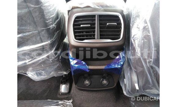 Buy Import Hyundai Santa Fe White Car in Import - Dubai in Ali Sabieh Region Buy Import Hyundai Santa Fe White Car in Import - Dubai in Ali Sabieh Region