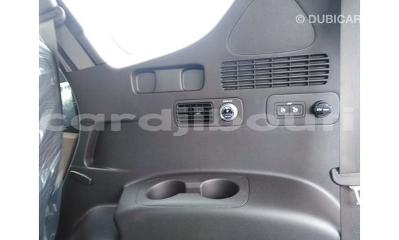 Buy Import Hyundai Santa Fe White Car in Import - Dubai in Ali Sabieh Region Buy Import Hyundai Santa Fe White Car in Import - Dubai in Ali Sabieh Region