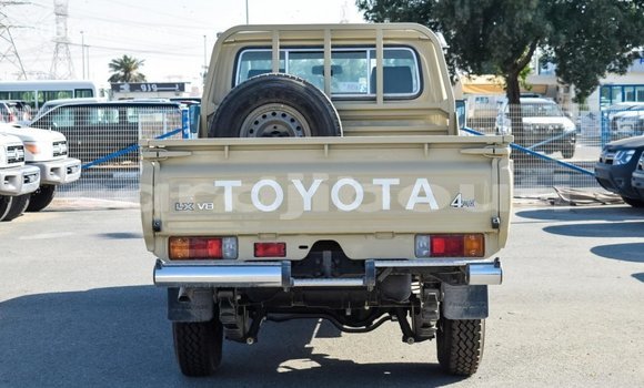 Buy Import Toyota Land Cruiser Beige Car in Import - Dubai in Ali Sabieh Region Buy Import Toyota Land Cruiser Beige Car in Import - Dubai in Ali Sabieh Region