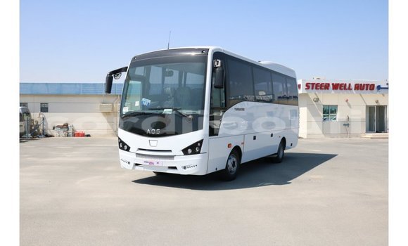 Acheter Import Voiture Isuzu Rodeo Blanc à Import - Dubai, Ali Sabieh Region