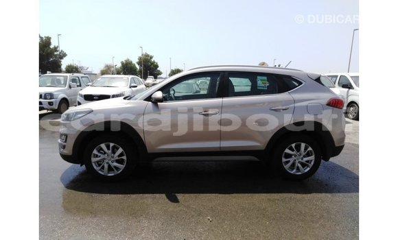 Buy Import Hyundai Tucson Other Car in Import - Dubai in Ali Sabieh Region Buy Import Hyundai Tucson Other Car in Import - Dubai in Ali Sabieh Region