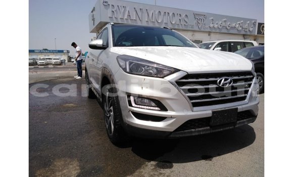 Buy Import Hyundai Tucson Other Car in Import - Dubai in Ali Sabieh Region Buy Import Hyundai Tucson Other Car in Import - Dubai in Ali Sabieh Region