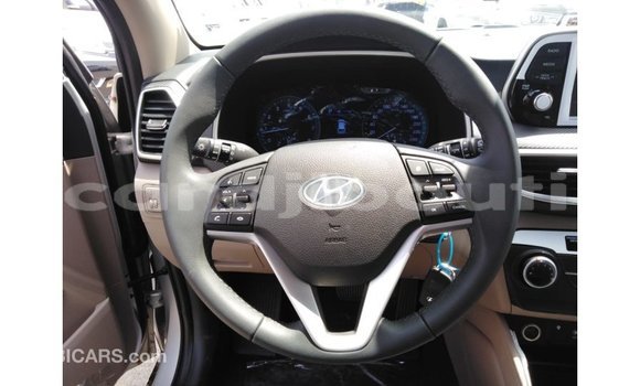 Buy Import Hyundai Tucson Other Car in Import - Dubai in Ali Sabieh Region Buy Import Hyundai Tucson Other Car in Import - Dubai in Ali Sabieh Region