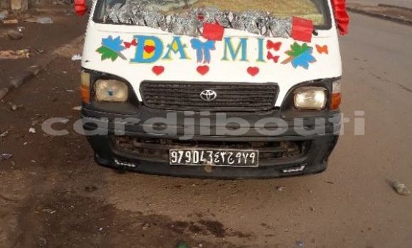 Acheter Occasion Voiture Toyota Hiace Blanc à 'Ali Sabieh, Ali Sabieh Region