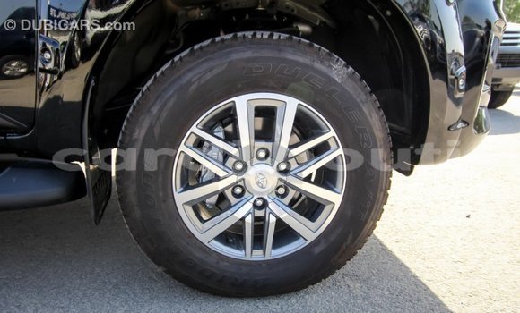 Acheter Import Voiture Toyota Land Cruiser Noir à Import - Dubai, Ali Sabieh Region Acheter Import Voiture Toyota Land Cruiser Noir à Import - Dubai, Ali Sabieh Region