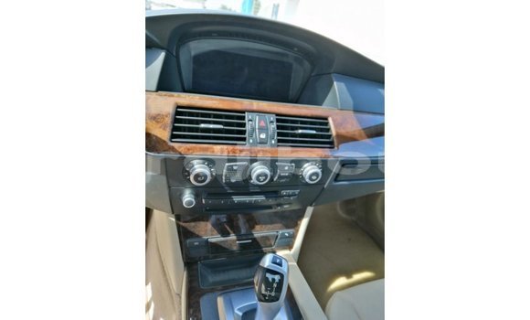 Acheter Import Voiture BMW X1 Blanc à Import - Dubai, Ali Sabieh Region Acheter Import Voiture BMW X1 Blanc à Import - Dubai, Ali Sabieh Region