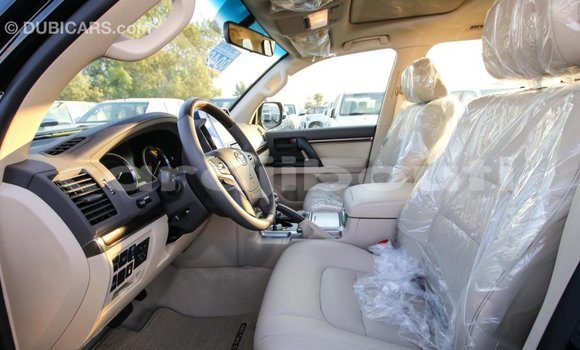 Buy Import Toyota Land Cruiser Black Car in Import - Dubai in Ali Sabieh Region Buy Import Toyota Land Cruiser Black Car in Import - Dubai in Ali Sabieh Region