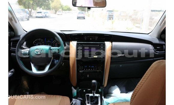 Buy Import Toyota Fortuner Black Car in Import - Dubai in Ali Sabieh Region Buy Import Toyota Fortuner Black Car in Import - Dubai in Ali Sabieh Region