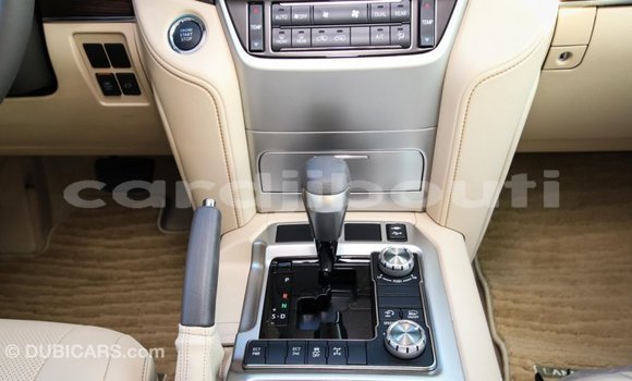 Buy Import Toyota Land Cruiser Black Car in Import - Dubai in Ali Sabieh Region Buy Import Toyota Land Cruiser Black Car in Import - Dubai in Ali Sabieh Region