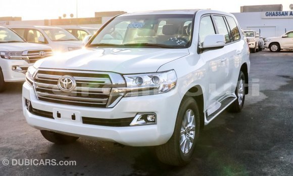 Buy Import Toyota Land Cruiser White Car in Import - Dubai in Ali Sabieh Region Buy Import Toyota Land Cruiser White Car in Import - Dubai in Ali Sabieh Region