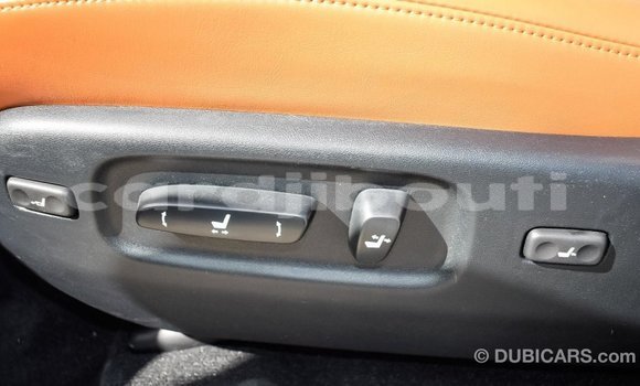 Acheter Import Voiture Lexus LX Blanc à Import - Dubai, Ali Sabieh Region Acheter Import Voiture Lexus LX Blanc à Import - Dubai, Ali Sabieh Region