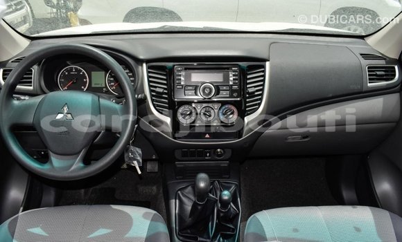 Buy Import Mitsubishi L200 Other Car in Import - Dubai in Ali Sabieh Region Buy Import Mitsubishi L200 Other Car in Import - Dubai in Ali Sabieh Region