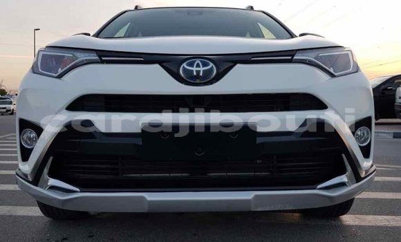 Buy Import Toyota RAV4 White Car in Import - Dubai in Ali Sabieh Region Buy Import Toyota RAV4 White Car in Import - Dubai in Ali Sabieh Region