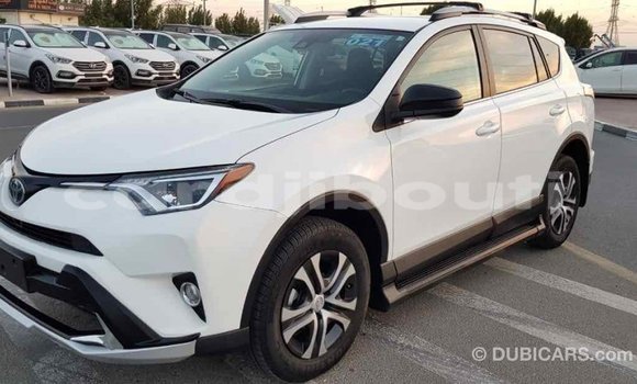 Buy Import Toyota RAV4 White Car in Import - Dubai in Ali Sabieh Region Buy Import Toyota RAV4 White Car in Import - Dubai in Ali Sabieh Region