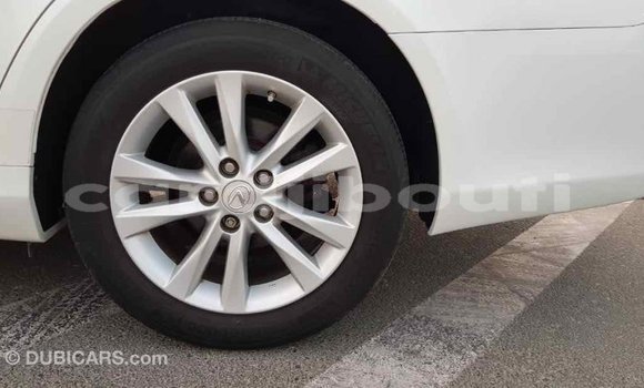 Buy Import Lexus ES White Car in Import - Dubai in Ali Sabieh Region Buy Import Lexus ES White Car in Import - Dubai in Ali Sabieh Region