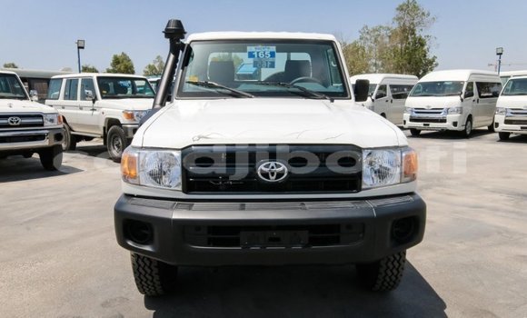 Acheter Neuf Voiture Toyota Land Cruiser Blanc à Import - Dubai, Ali Sabieh Region Acheter Neuf Voiture Toyota Land Cruiser Blanc à Import - Dubai, Ali Sabieh Region