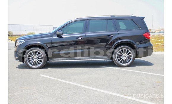 Acheter Import Voiture Mercedes-Benz 190 Noir à Import - Dubai, Ali Sabieh Region Acheter Import Voiture Mercedes-Benz 190 Noir à Import - Dubai, Ali Sabieh Region