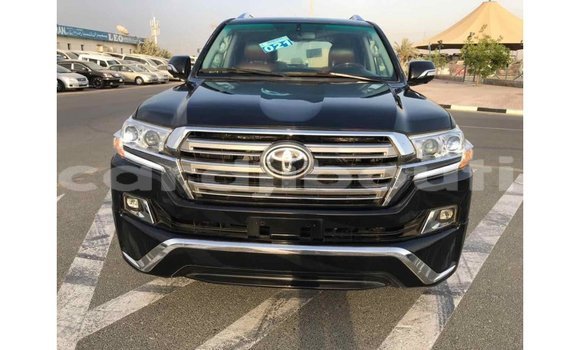 Buy Import Toyota Land Cruiser Black Car in Import - Dubai in Ali Sabieh Region Buy Import Toyota Land Cruiser Black Car in Import - Dubai in Ali Sabieh Region
