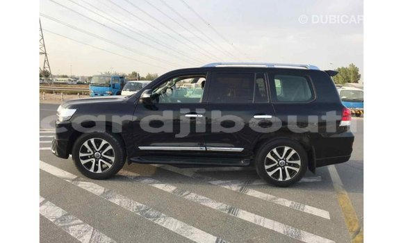 Buy Import Toyota Land Cruiser Black Car in Import - Dubai in Ali Sabieh Region Buy Import Toyota Land Cruiser Black Car in Import - Dubai in Ali Sabieh Region