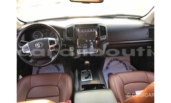 Buy Import Toyota Land Cruiser Black Car in Import - Dubai in Ali Sabieh Region Buy Import Toyota Land Cruiser Black Car in Import - Dubai in Ali Sabieh Region