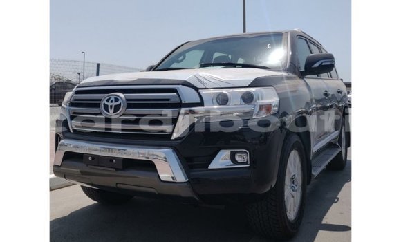 Buy Import Toyota Land Cruiser Black Car in Import - Dubai in Ali Sabieh Region Buy Import Toyota Land Cruiser Black Car in Import - Dubai in Ali Sabieh Region