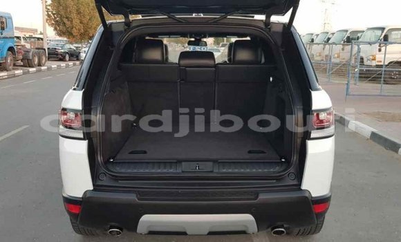 Buy Import Land Rover Range Rover White Car in Import - Dubai in Ali Sabieh Region Buy Import Land Rover Range Rover White Car in Import - Dubai in Ali Sabieh Region