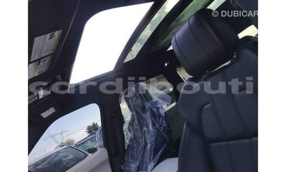 Acheter Import Voiture Land Rover Range Rover Blanc à Import - Dubai, Ali Sabieh Region