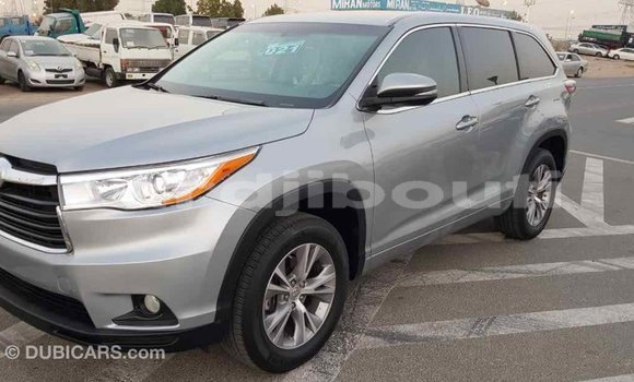 Buy Import Toyota Highlander Other Car in Import - Dubai in Ali Sabieh Region Buy Import Toyota Highlander Other Car in Import - Dubai in Ali Sabieh Region