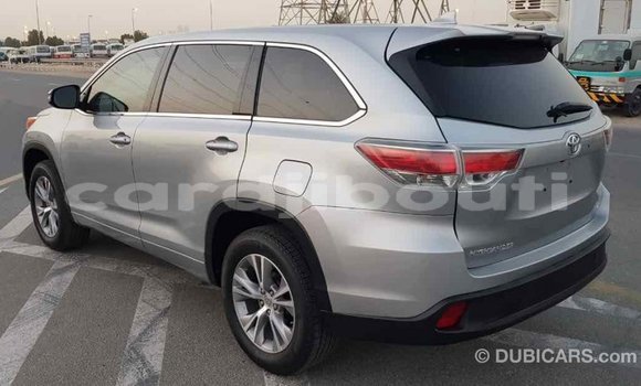 Buy Import Toyota Highlander Other Car in Import - Dubai in Ali Sabieh Region Buy Import Toyota Highlander Other Car in Import - Dubai in Ali Sabieh Region