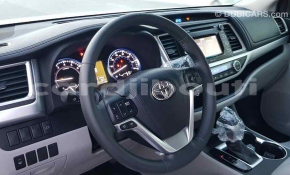 Buy Import Toyota Highlander Other Car in Import - Dubai in Ali Sabieh Region Buy Import Toyota Highlander Other Car in Import - Dubai in Ali Sabieh Region