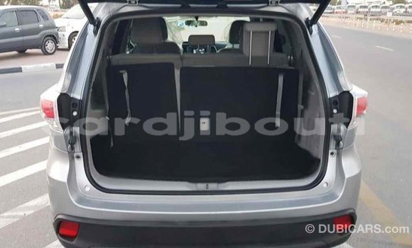 Buy Import Toyota Highlander Other Car in Import - Dubai in Ali Sabieh Region Buy Import Toyota Highlander Other Car in Import - Dubai in Ali Sabieh Region