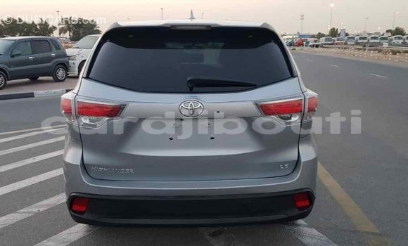 Buy Import Toyota Highlander Other Car in Import - Dubai in Ali Sabieh Region Buy Import Toyota Highlander Other Car in Import - Dubai in Ali Sabieh Region