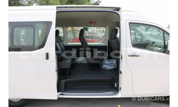 Buy Import Toyota Hiace White Car in Import - Dubai in Ali Sabieh Region Buy Import Toyota Hiace White Car in Import - Dubai in Ali Sabieh Region