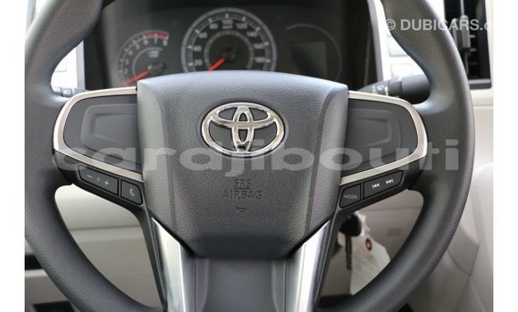 Buy Import Toyota Hiace White Car in Import - Dubai in Ali Sabieh Region Buy Import Toyota Hiace White Car in Import - Dubai in Ali Sabieh Region