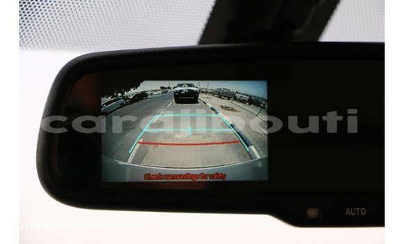 Buy Import Toyota Hiace White Car in Import - Dubai in Ali Sabieh Region Buy Import Toyota Hiace White Car in Import - Dubai in Ali Sabieh Region