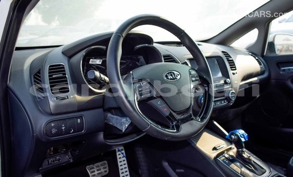 Buy Import Kia Cerato White Car in Import - Dubai in Ali Sabieh Region Buy Import Kia Cerato White Car in Import - Dubai in Ali Sabieh Region