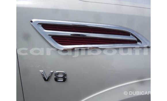 Acheter Import Voiture Nissan Patrol Blanc à Import - Dubai, Ali Sabieh Region Acheter Import Voiture Nissan Patrol Blanc à Import - Dubai, Ali Sabieh Region