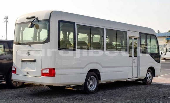Buy Import Toyota Coaster White Car in Import - Dubai in Ali Sabieh Region Buy Import Toyota Coaster White Car in Import - Dubai in Ali Sabieh Region
