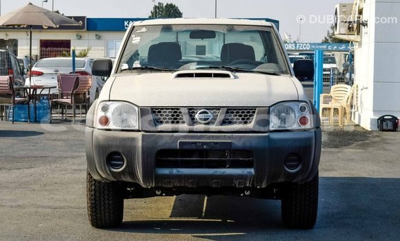 Buy Import Nissan NP 300 White Car in Import - Dubai in Ali Sabieh Region Buy Import Nissan NP 300 White Car in Import - Dubai in Ali Sabieh Region